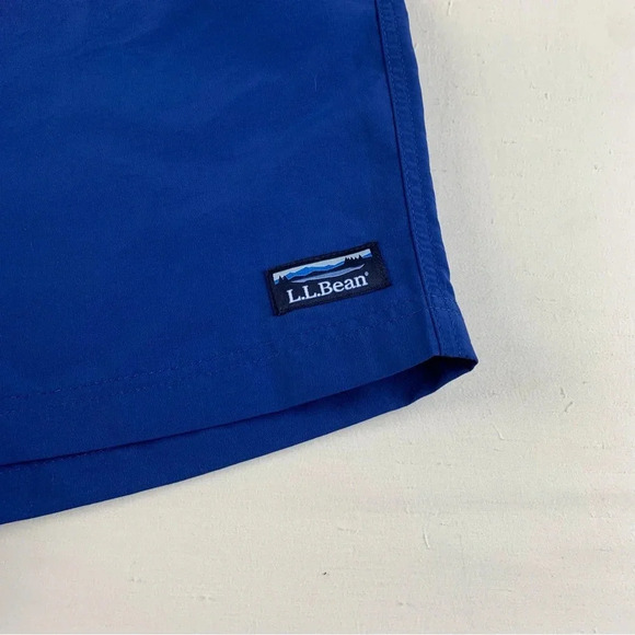 L.L. Bean Men’s Size Large Classic Supplex Sportshort 8” Lined - Picture 2 of 4